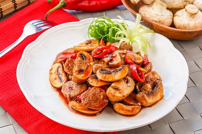 Tumis Jamur Kancing Pedas