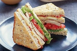 Chicken and Veggie Sandwich